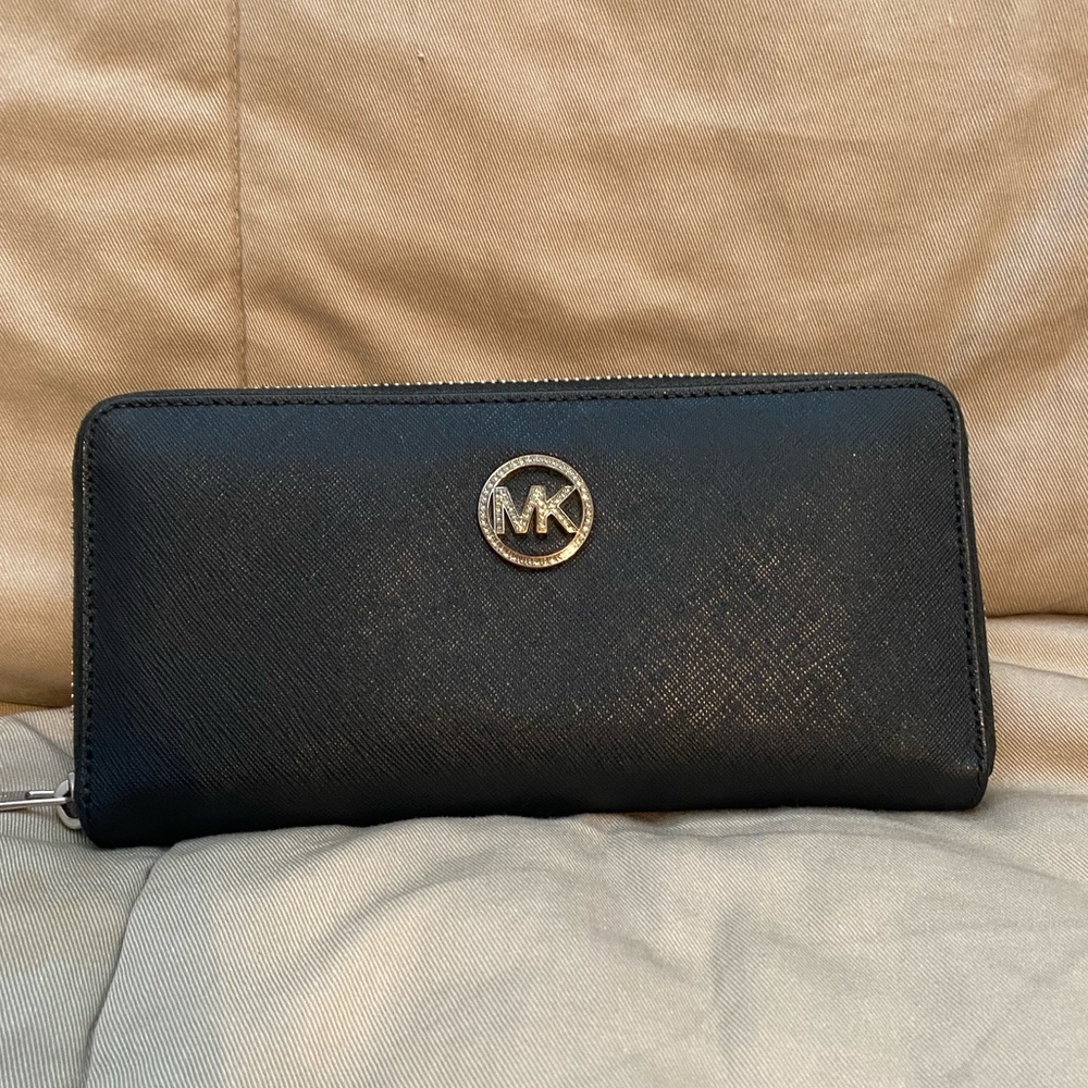 Michael Kors wallet